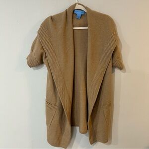 Doncaster Sport Tan 100% Wool Open Front Short Sleeve Hooded Sweater Size Medium